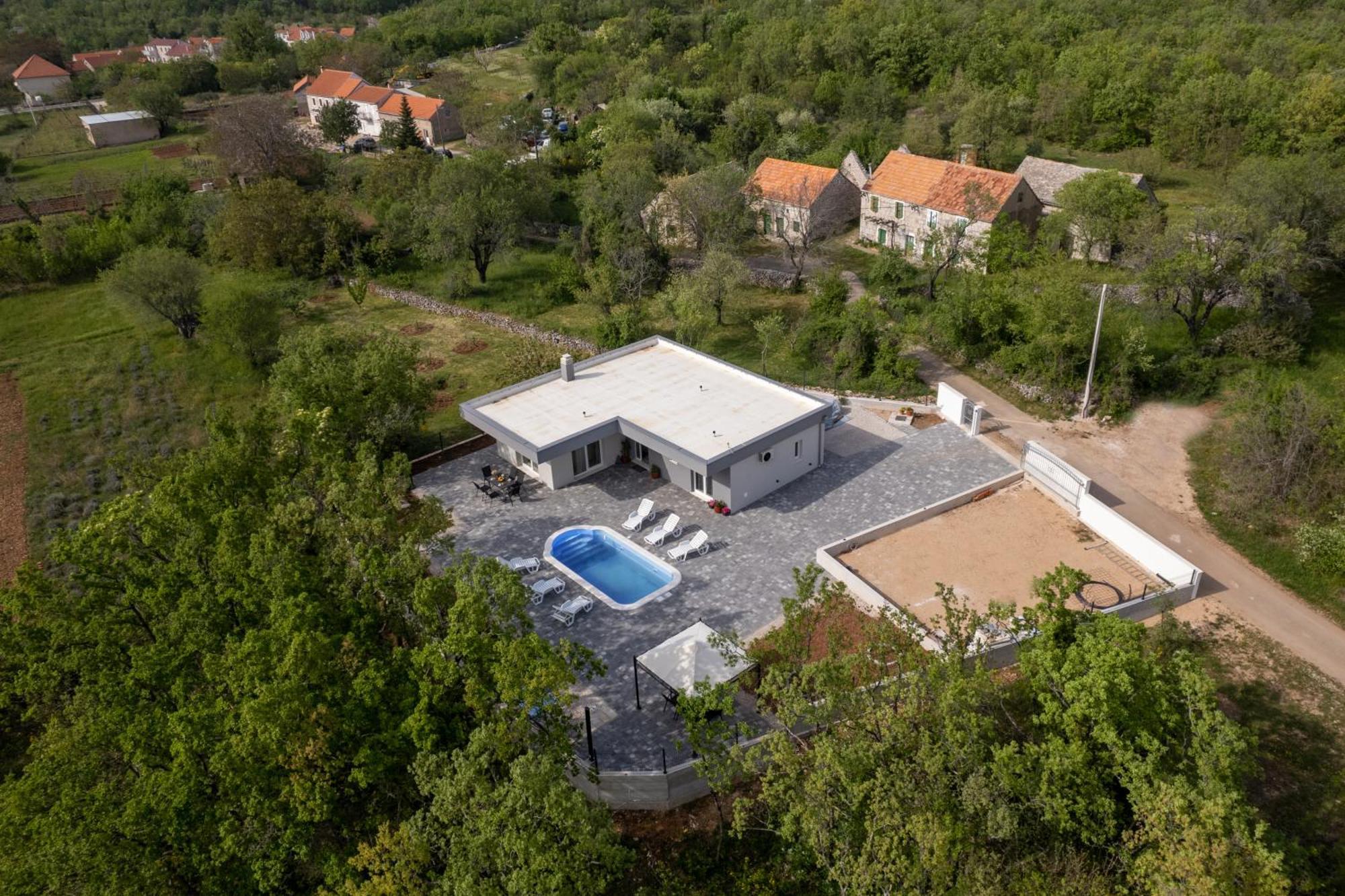 New Villa Nadalina Lovreć Dış mekan fotoğraf