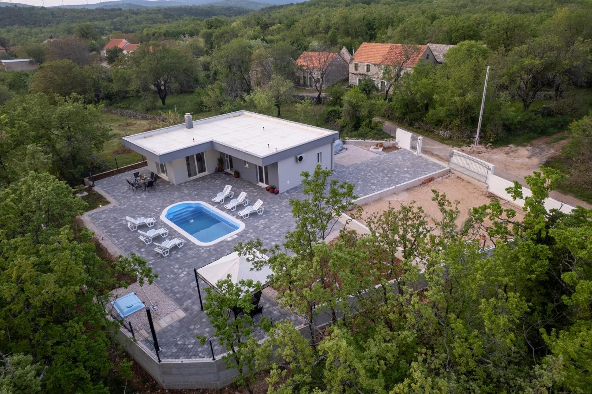 New Villa Nadalina Lovreć Dış mekan fotoğraf